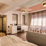 Apartment 9 *
