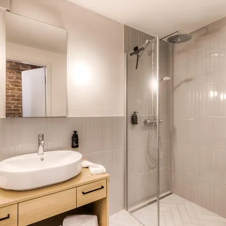 Apartmán 9 *